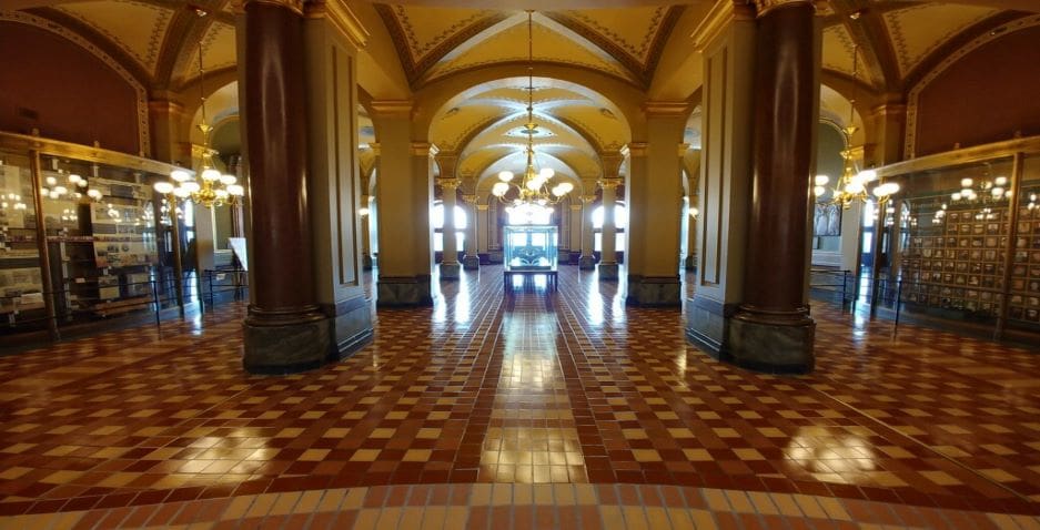 Iowa State Capitol (EPIC High-Gloss on Tile and Grout) 